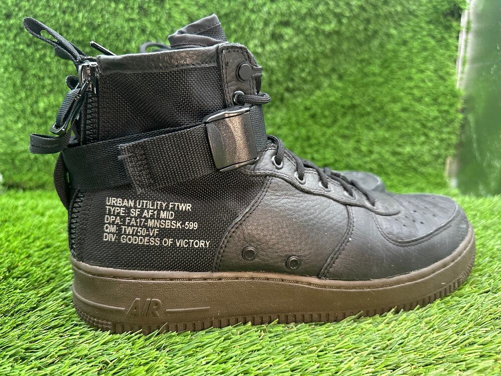 Nike SF Air Force 1 Mid 917753-002 Athletic Sneaker Men's 10.5 Black Leather